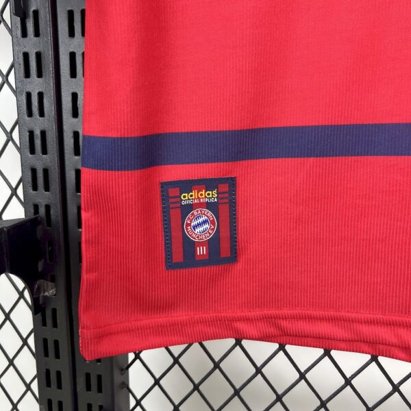 Bayern Munich 1998/00 Home Retro Jersey - Image 4