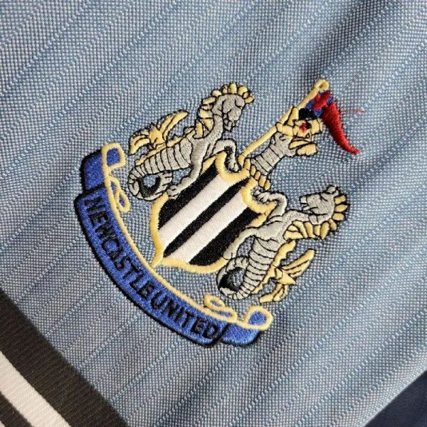 Newcastle United 1996/97 Away Retro Jersey - Image 4