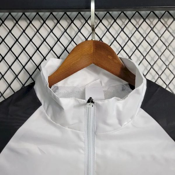 Flamengo 2023-24 Windbreaker - Image 2