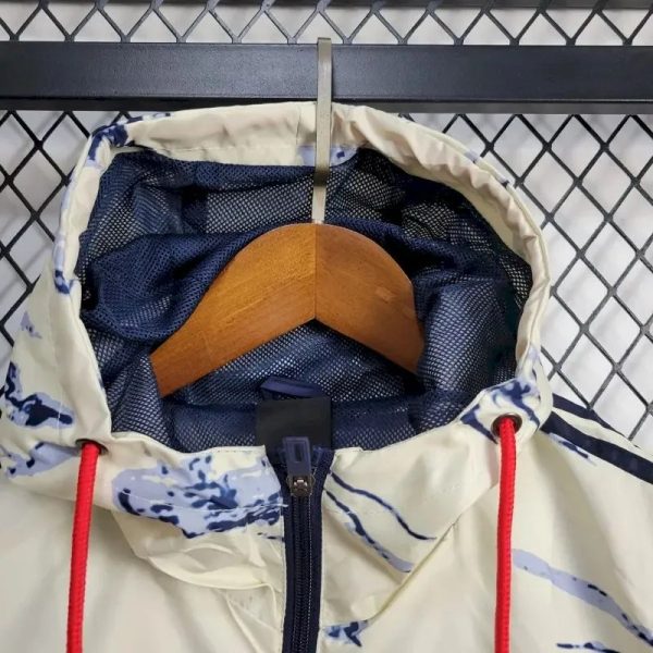 Italy 2024-25 Windbreaker - Image 2