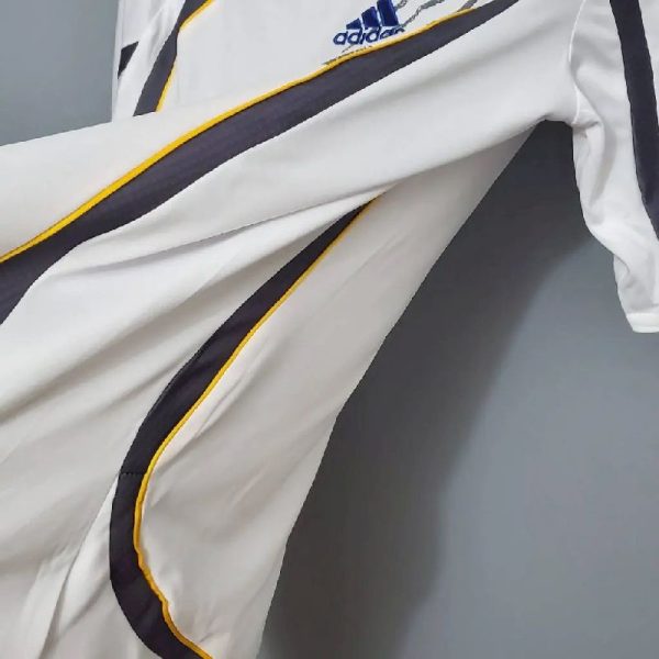 Japan 2006 Away Retro Jersey - Image 4