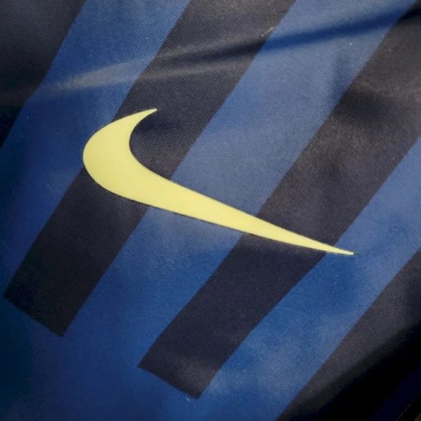 Tottenham Hotspur 2023-24 Windbreaker - Image 4