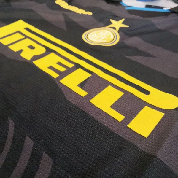 Inter Milan 1997/98 Third Retro Jersey - Image 5