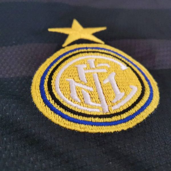 Inter Milan 1997/98 Third Retro Jersey - Image 6
