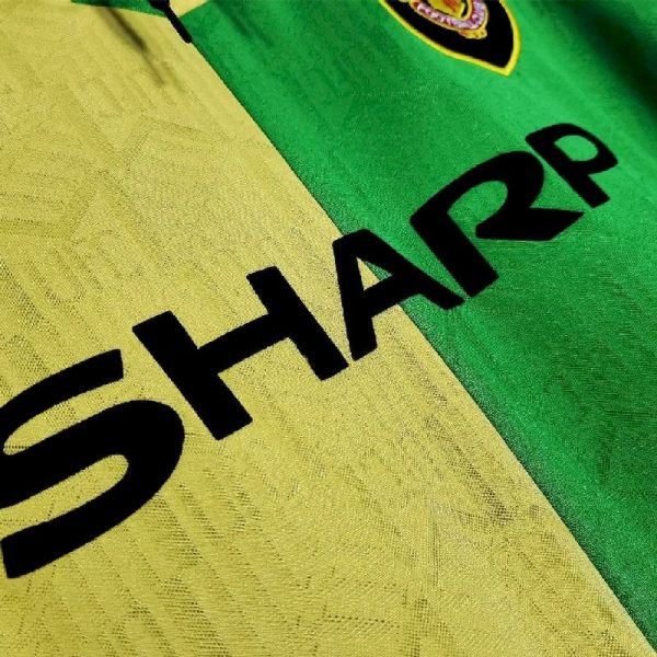 Manchester United 1992/94 Third Long Sleeves Retro Jersey - Image 15