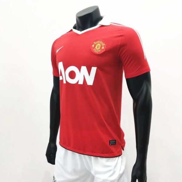 Manchester United 2010/11 Home Retro Jersey - Image 3