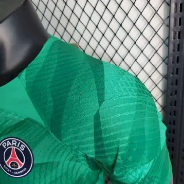 Paris Saint-Germain 2023/24 Goalkeeper Jersey Player Version - Image 4
