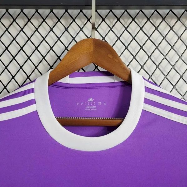 Real Madrid 2016/17 Away Long Sleeves Retro Jersey - Image 3