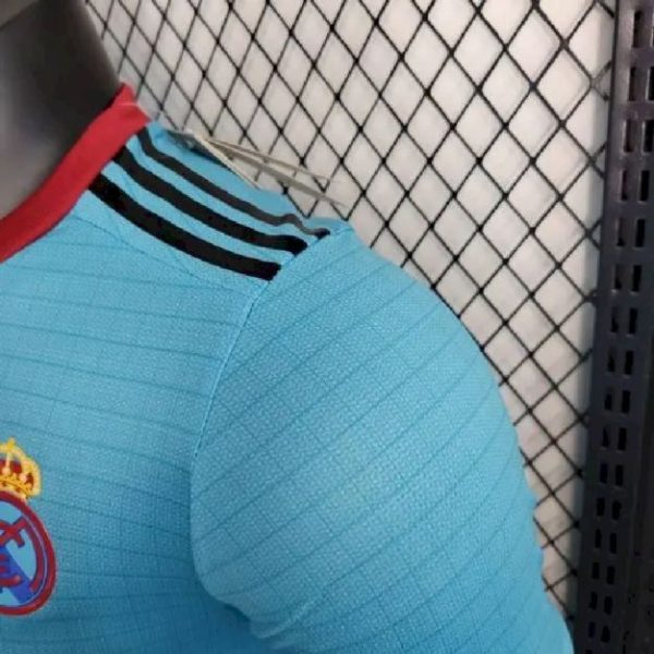 Real Madrid 2023/24 Classic Edition Jersey Player Version - Image 6