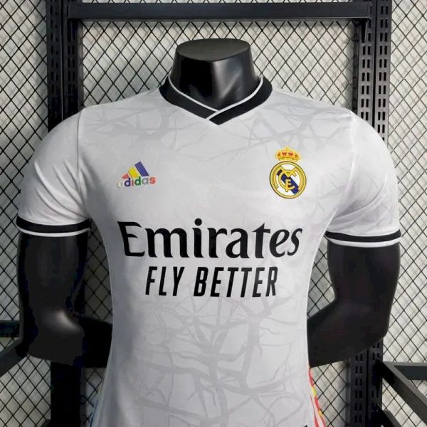 Real Madrid 2023/24 Co-Branded Edition Jersey Player Version - Image 2