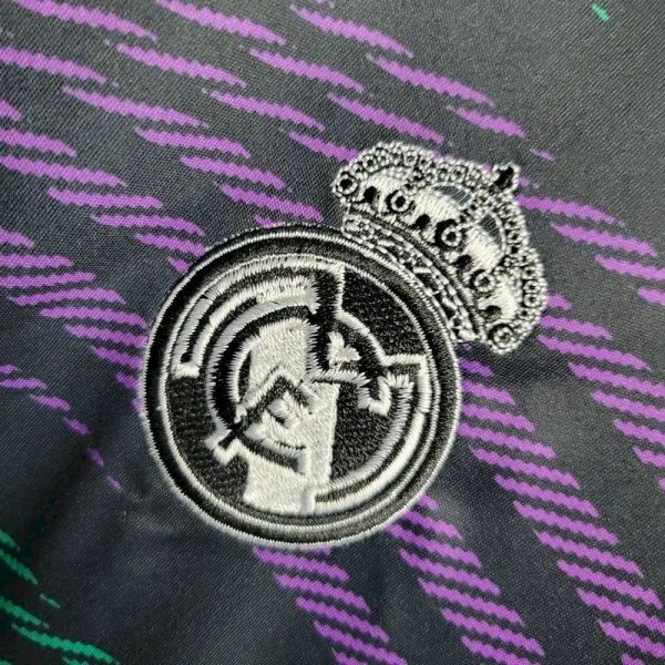 Real Madrid 2023/24 Pre-Match Training Jersey Player Version - Image 5