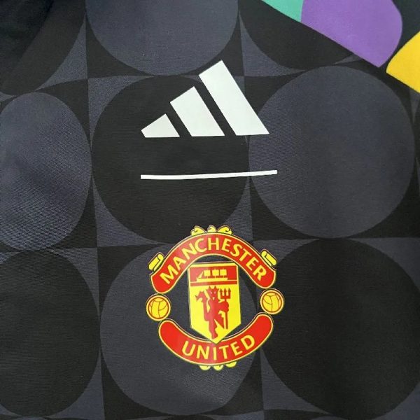 Manchester United 2023-24 Double-Sided Windbreaker - Image 6