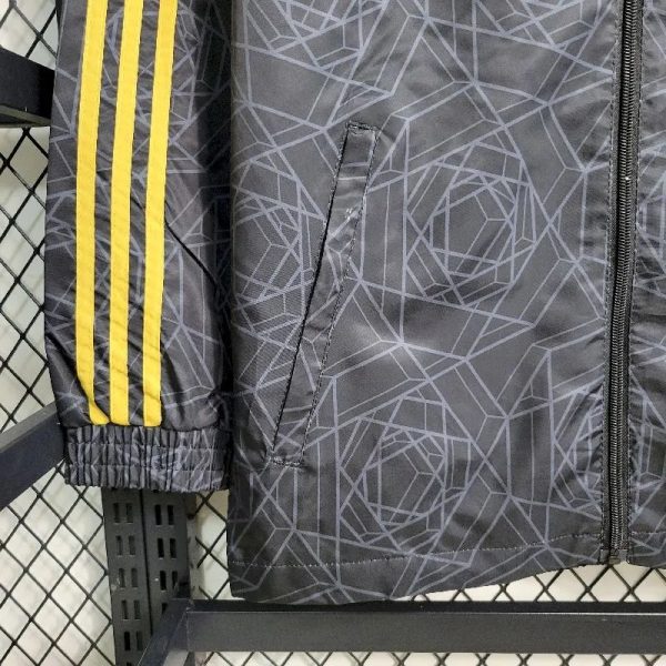 Manchester United 2023-24 Windbreaker - Image 2