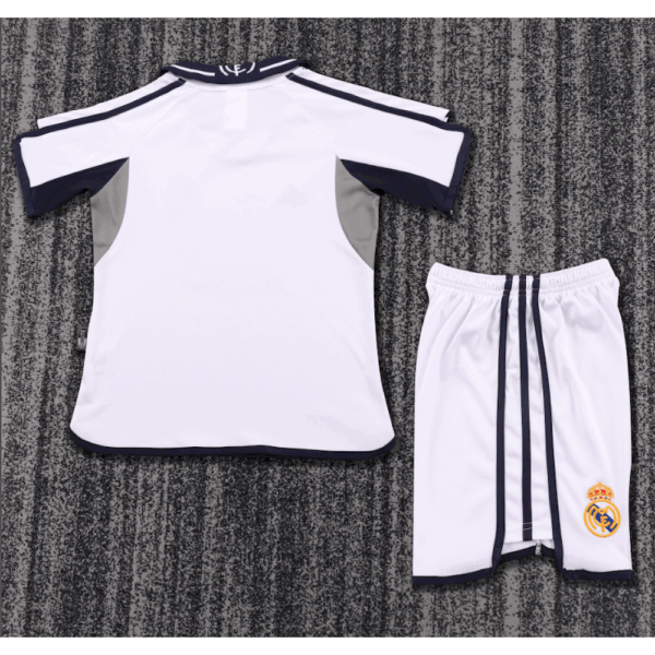 Real Madrid 2000/01 Home Kids Retro Jersey And Shorts - Image 2